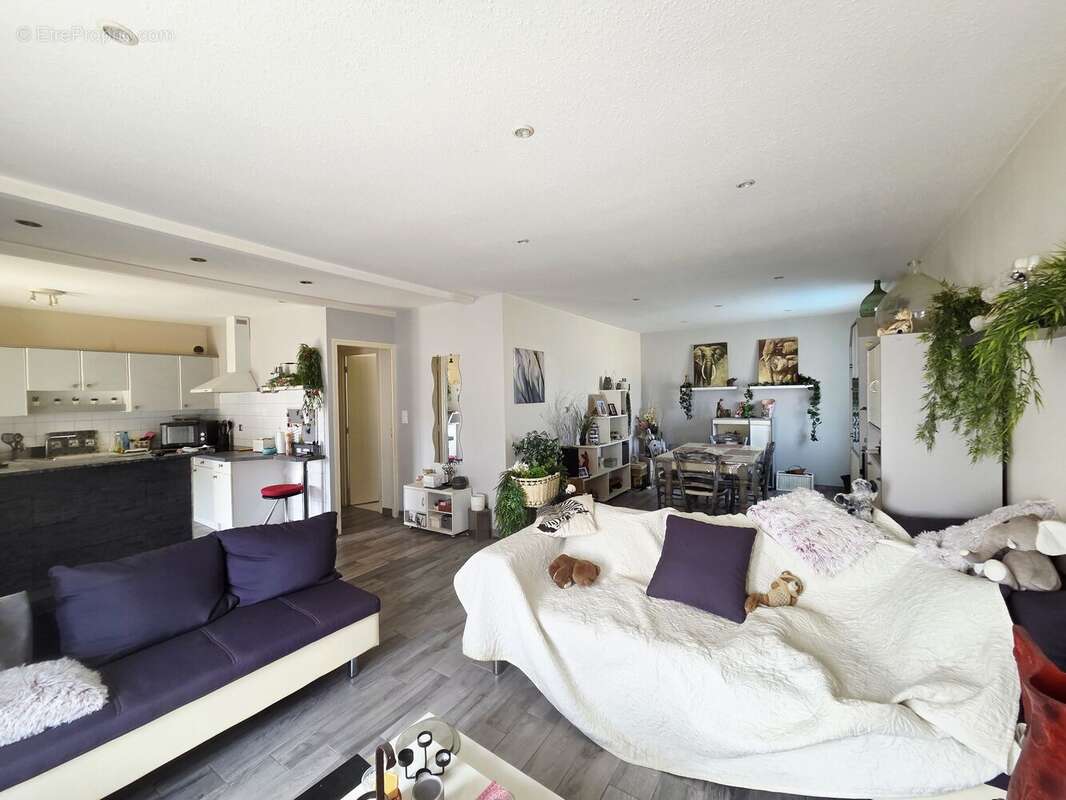 Maison à COLOMBIERS