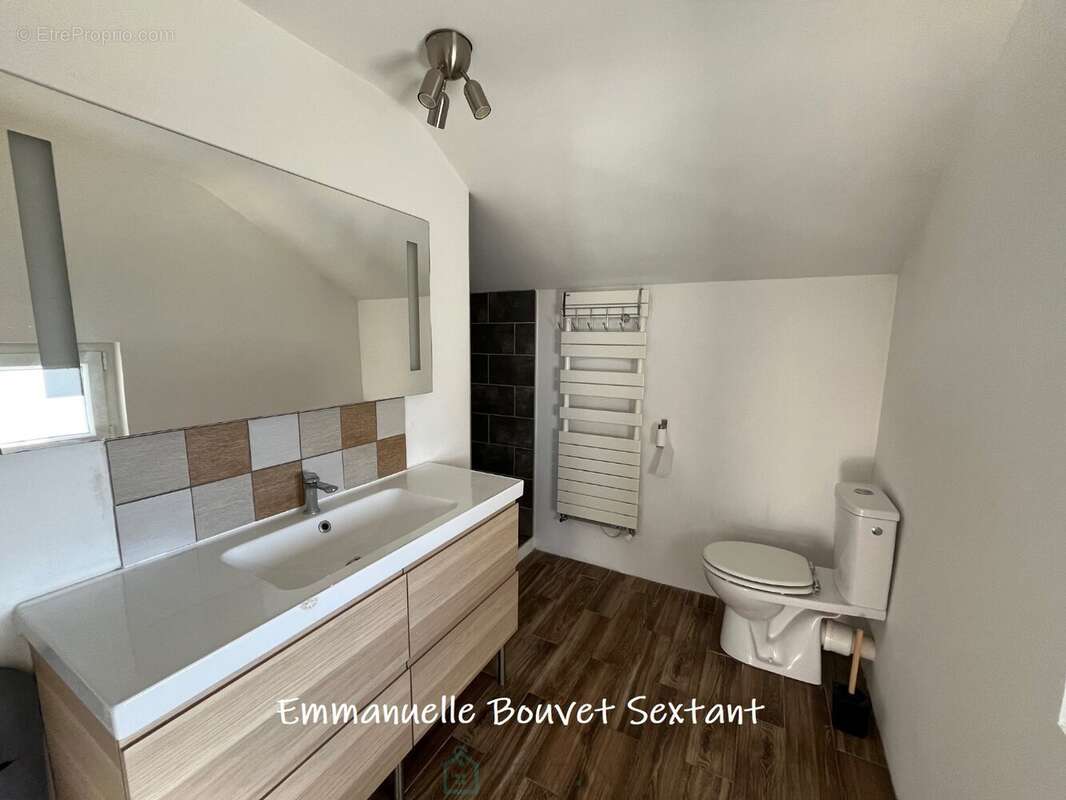 Bergerac, grande maison de ville année 30 joliement rénovée, 5 chambres, proche centre-ville - photo 13