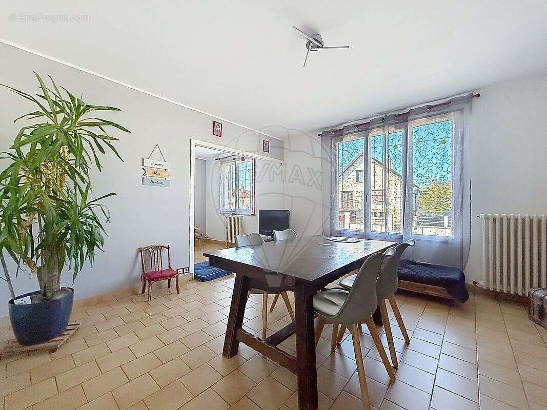 Maison à SENS