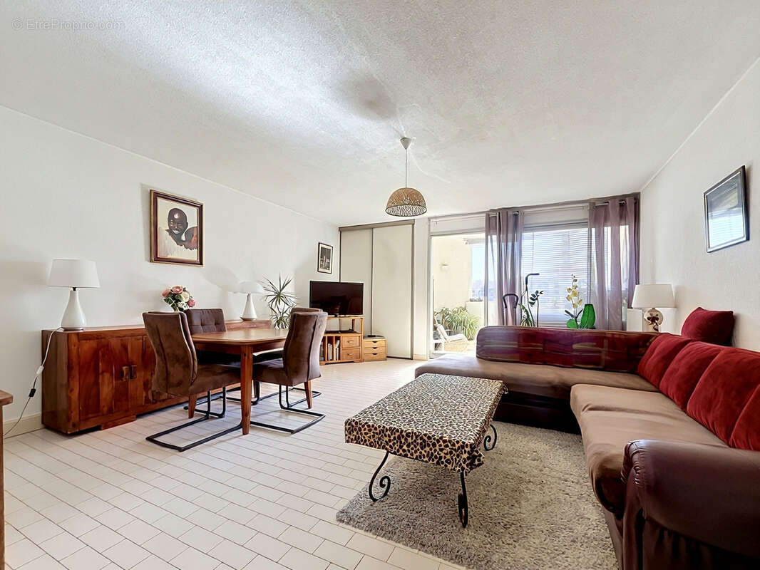 Appartement à CANDILLARGUES