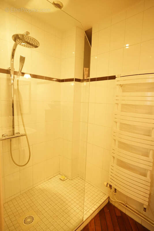 Appartement à LYON-7E