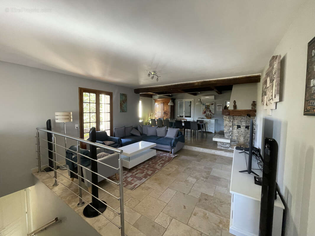 Maison à VAISON-LA-ROMAINE