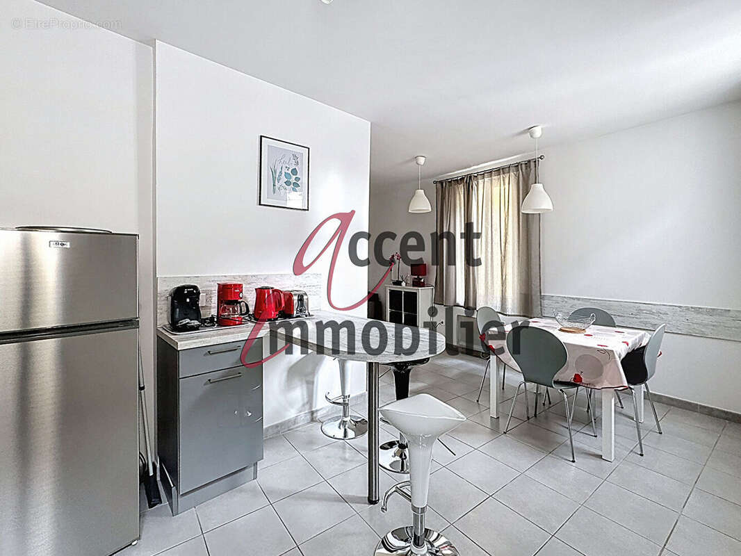 Appartement à L'ISLE-SUR-LA-SORGUE