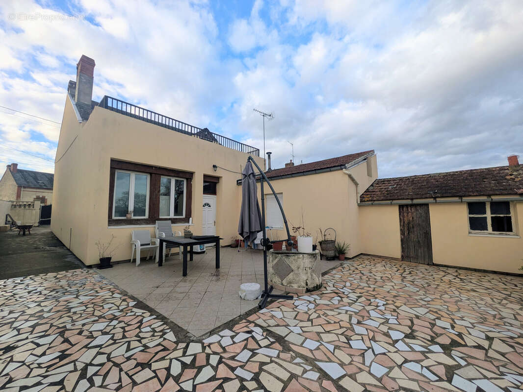 Maison à CHALETTE-SUR-LOING