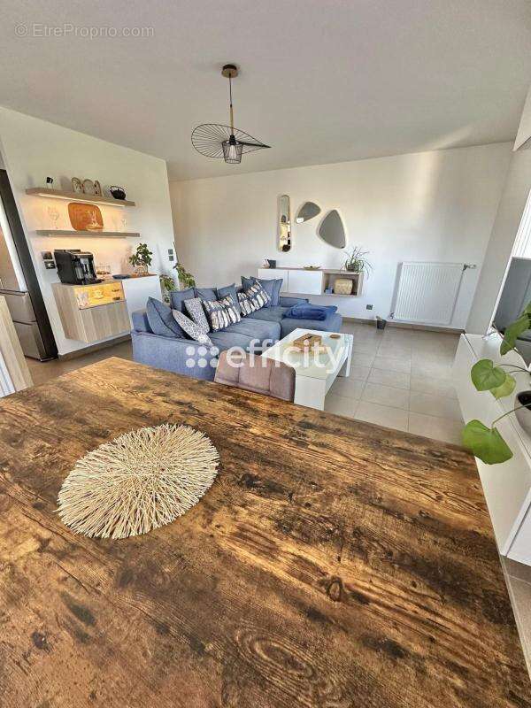 Appartement à SAINT-GENIS-POUILLY