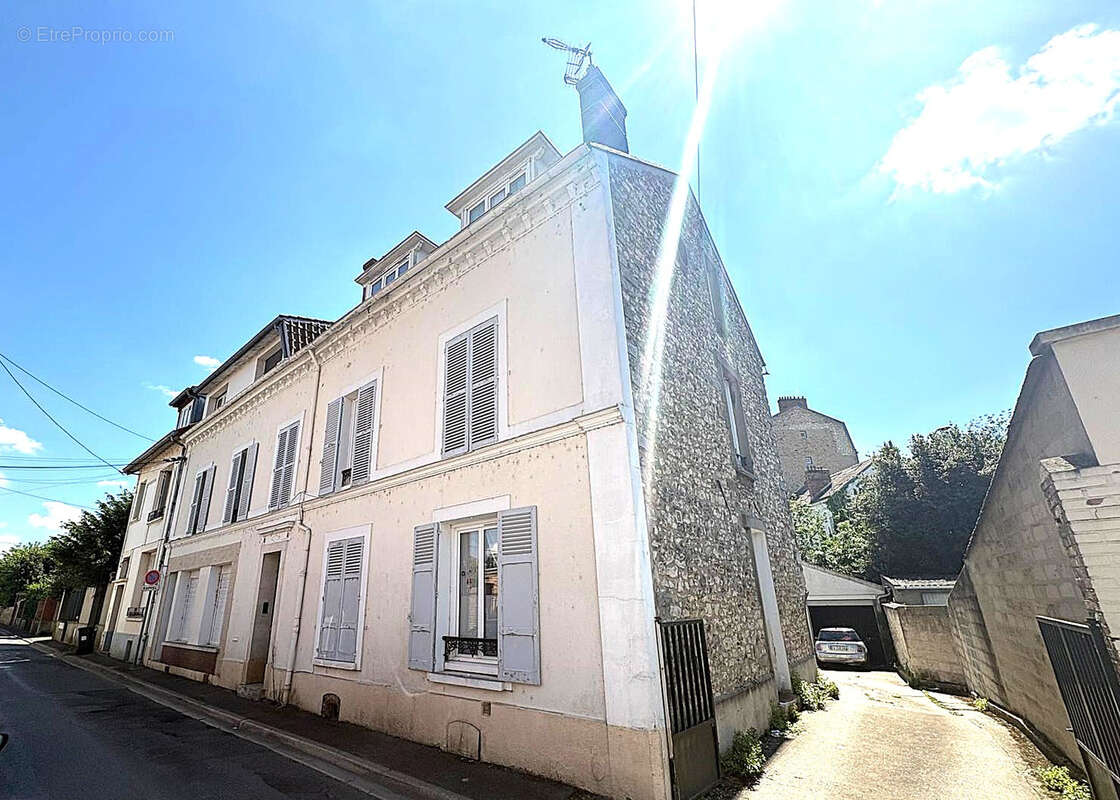 Appartement à MELUN