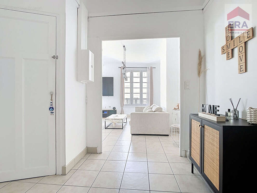 Appartement à MARSEILLE-7E