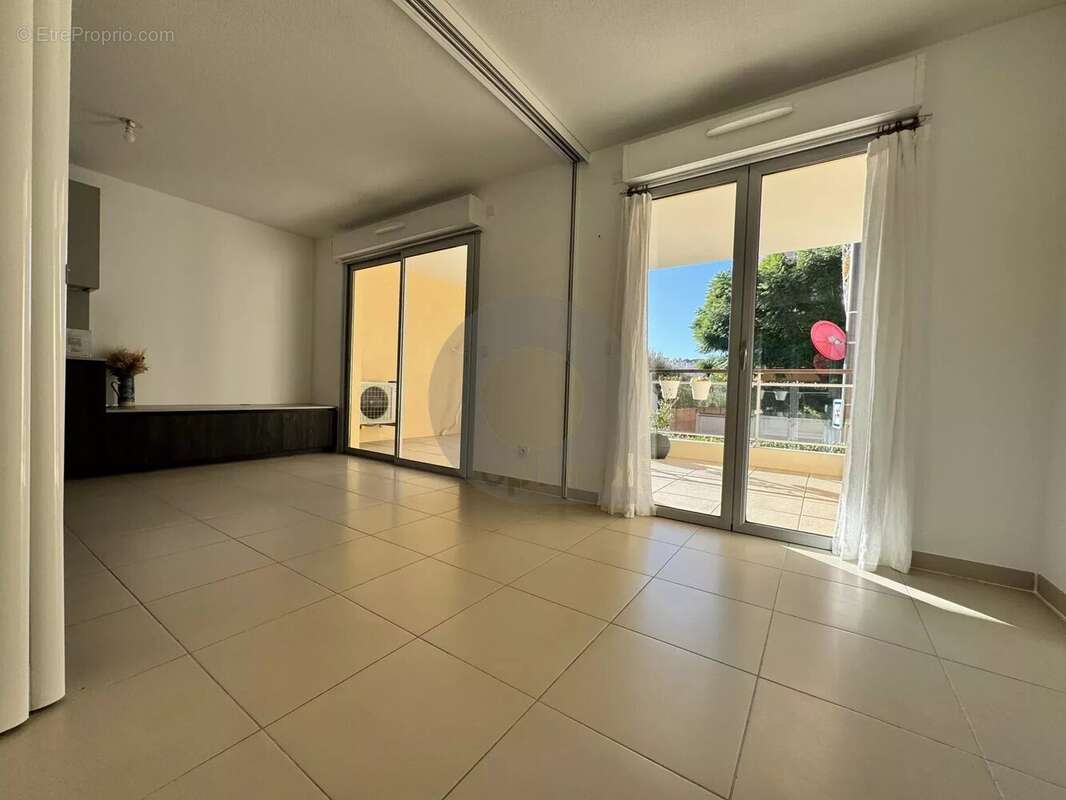 Appartement à ROQUEBRUNE-CAP-MARTIN