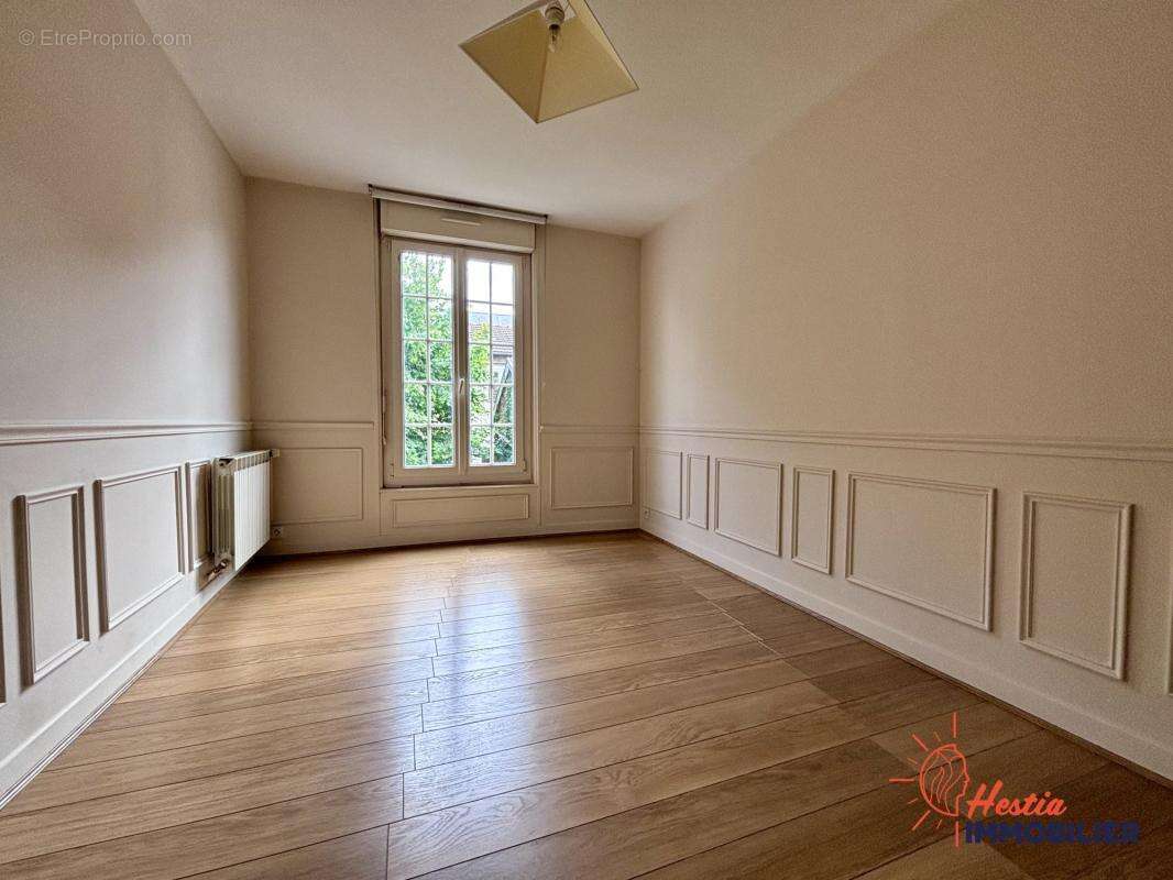 Magnifique maison bourgeoise au coeur du centre-ville avec jardi - photo 9