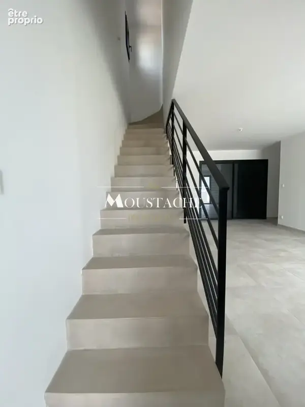 Villa  au style contemporain avec patio - 200 m du centre-ville de vaux sur mer - - photo 11