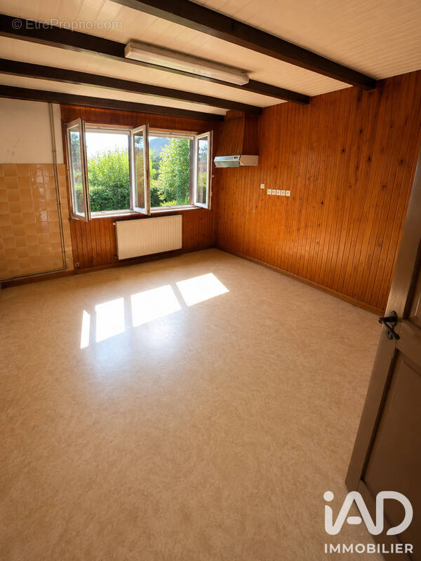 Photo 1 - Maison à CONDE-NORTHEN