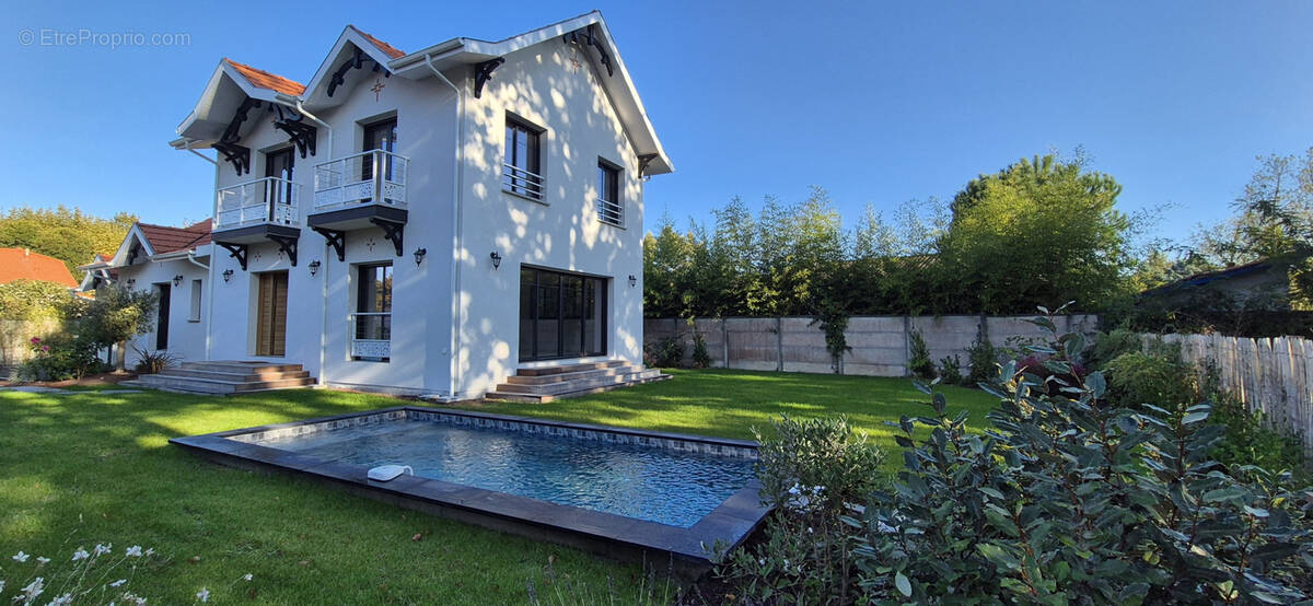 Maison à ANDERNOS-LES-BAINS