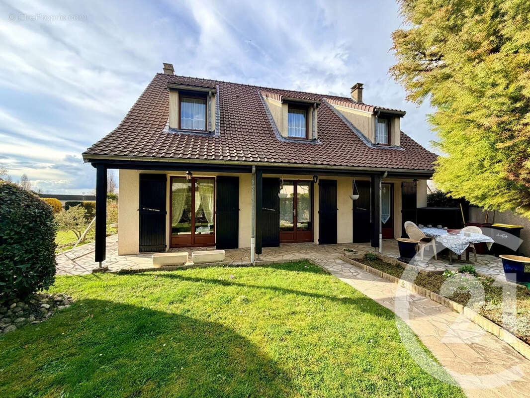 Maison à THORIGNY-SUR-MARNE