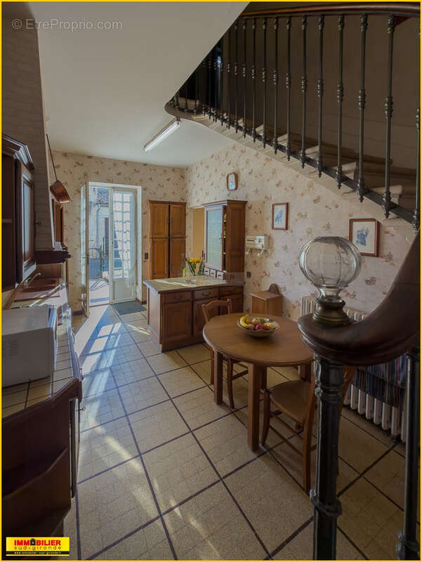 Maison à ILLATS