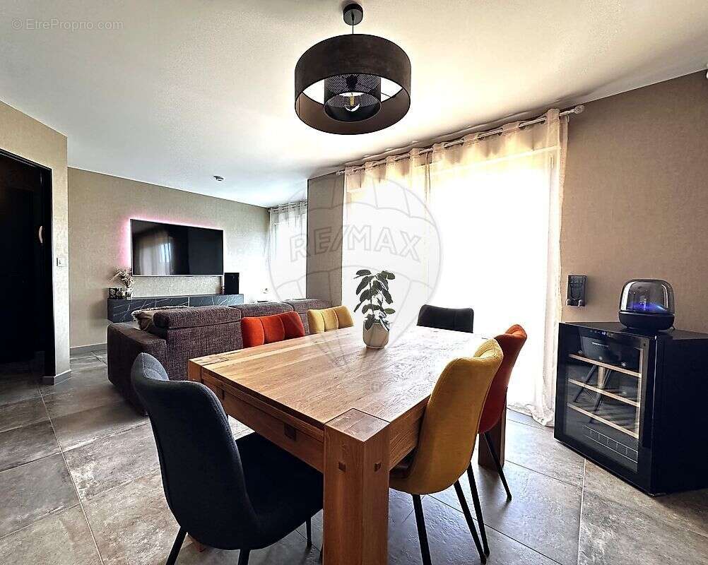 Appartement à AMNEVILLE