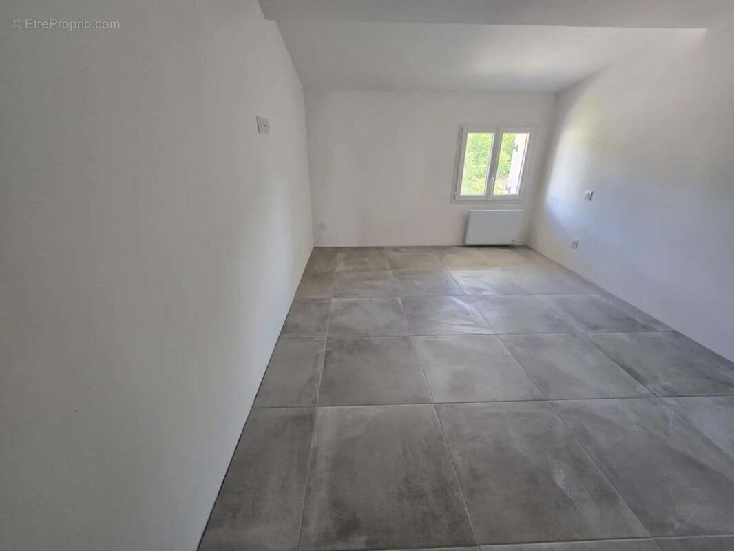 Vente Appartement Le luc(83340) 180 000ï¿œ - photo 3