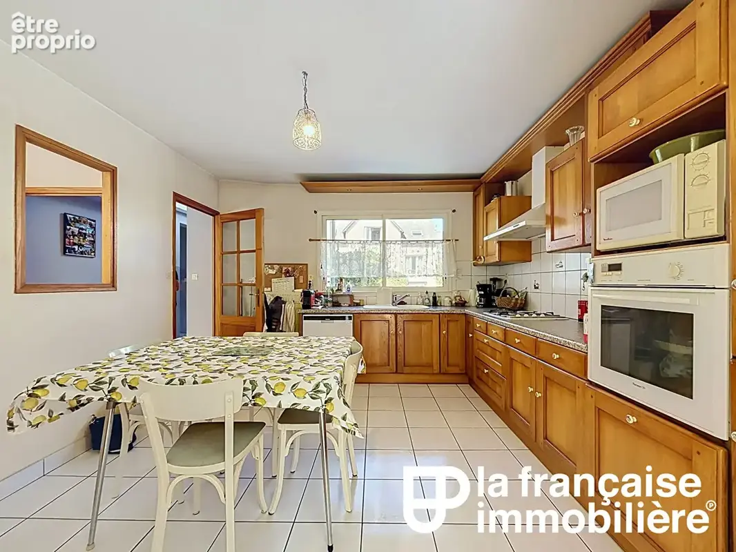 Maison familiale - Rennes Jeanne d'Arc  - 5 chambres - Jardin plein Sud - Sous-sol - photo 6