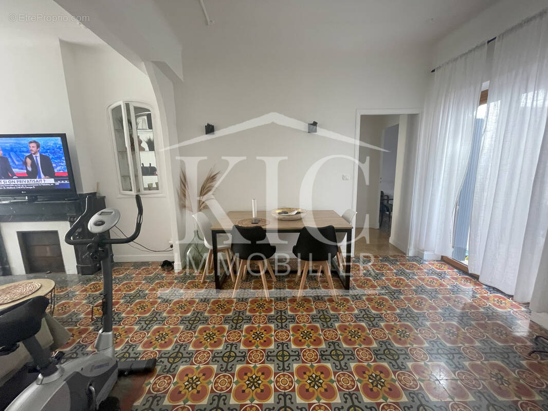 Appartement à CARCASSONNE