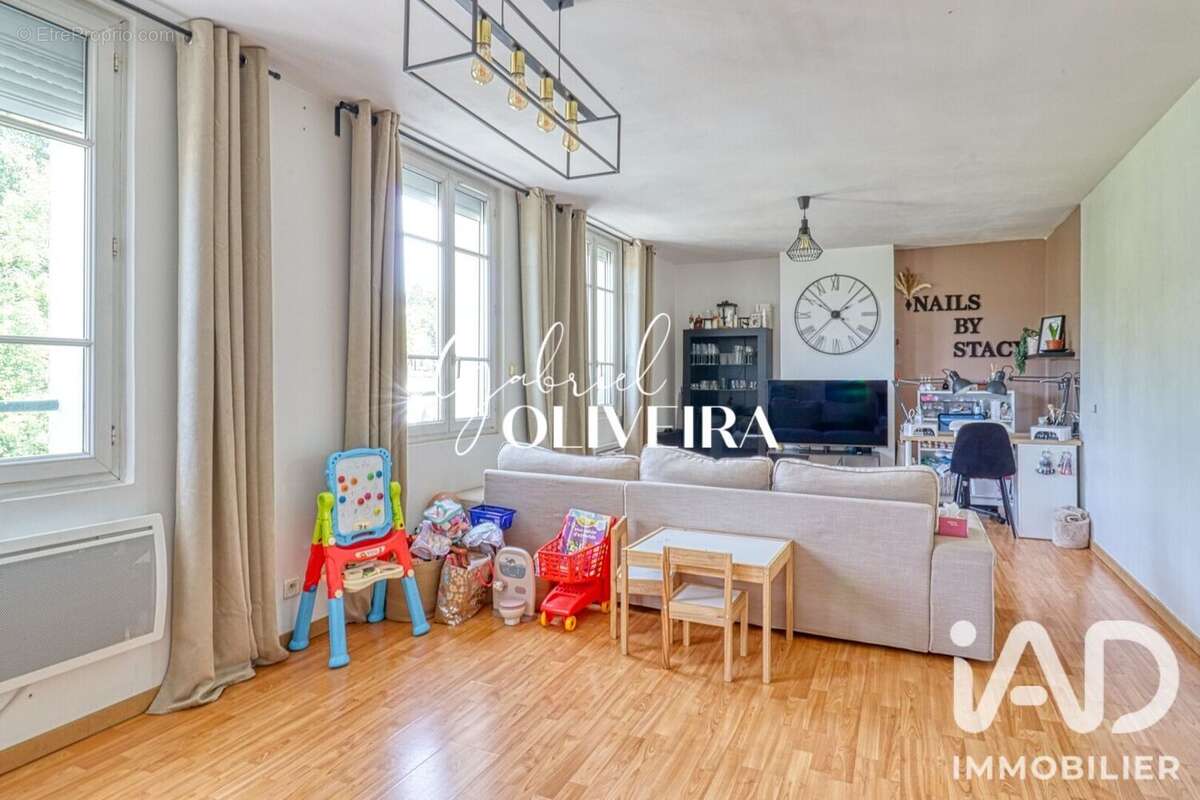 Appartement 339 m² à Soisy-Sous-Montmorency  - photo 9