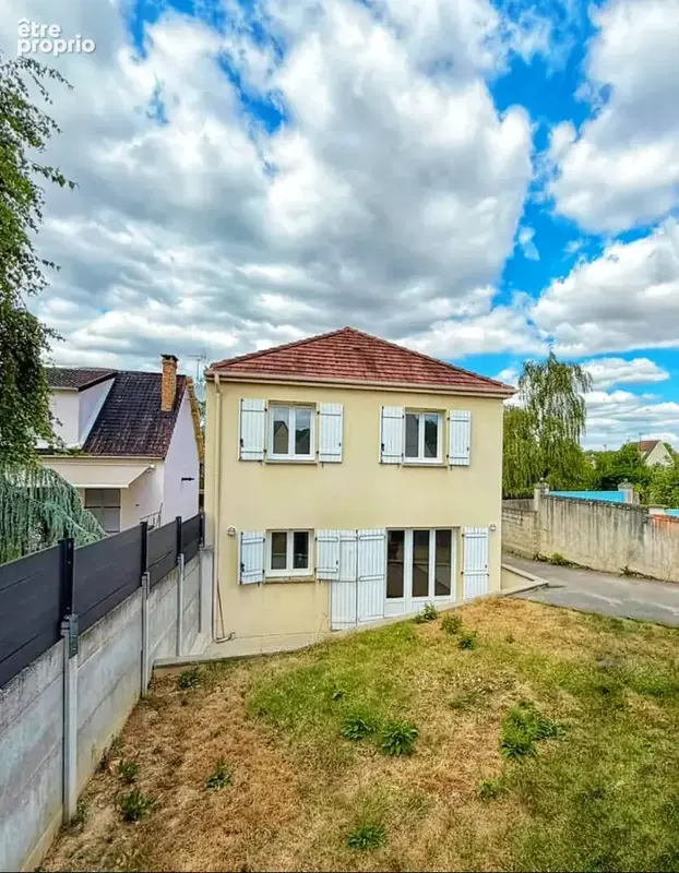 Photo Maison à D'huison-Longueville au prix de 259 000€