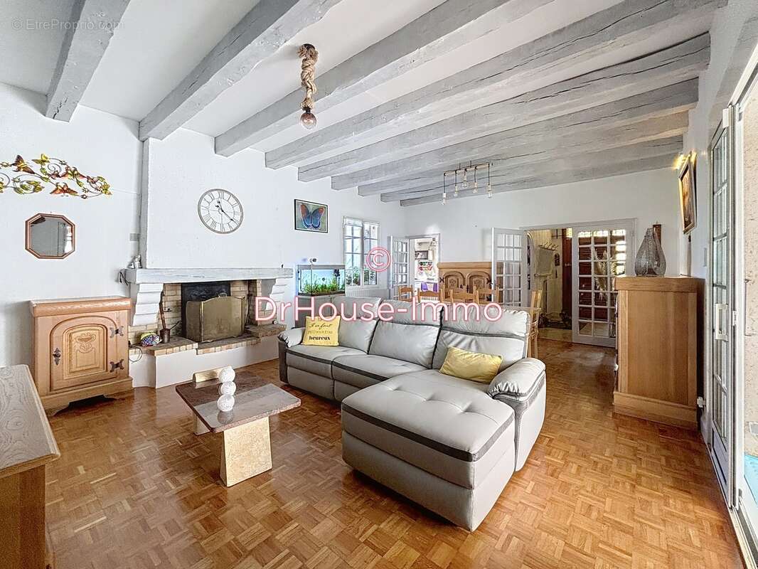 Maison à MONSEMPRON-LIBOS