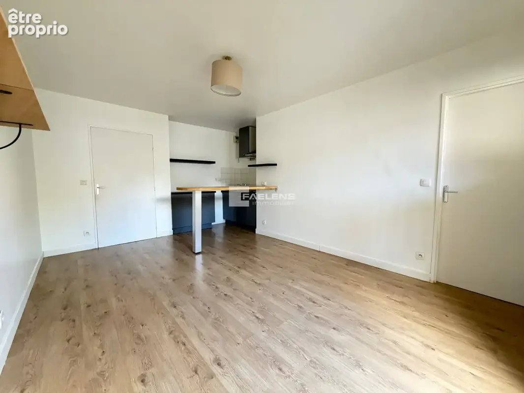 Appartement 2 pièces 36 m² à vendre à Lille (59000) - photo 2