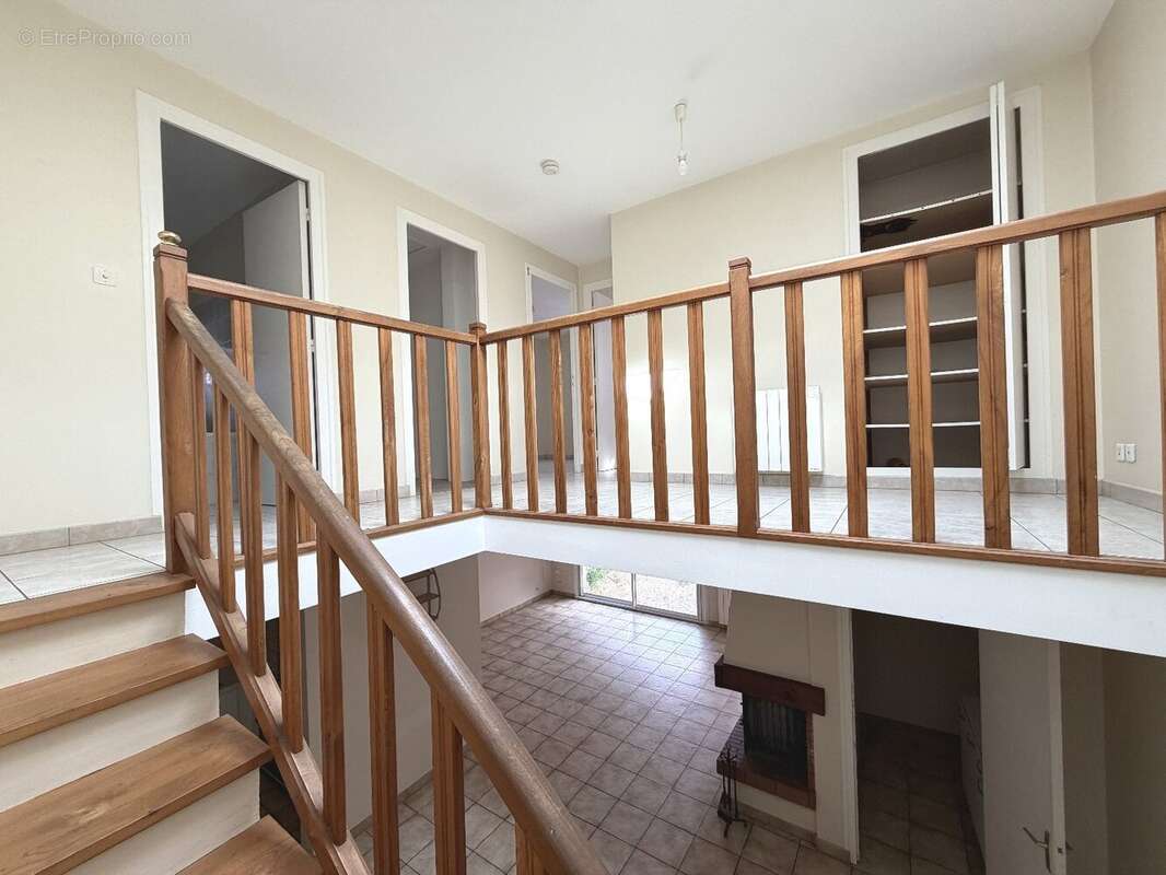 Maison à CRAVANS