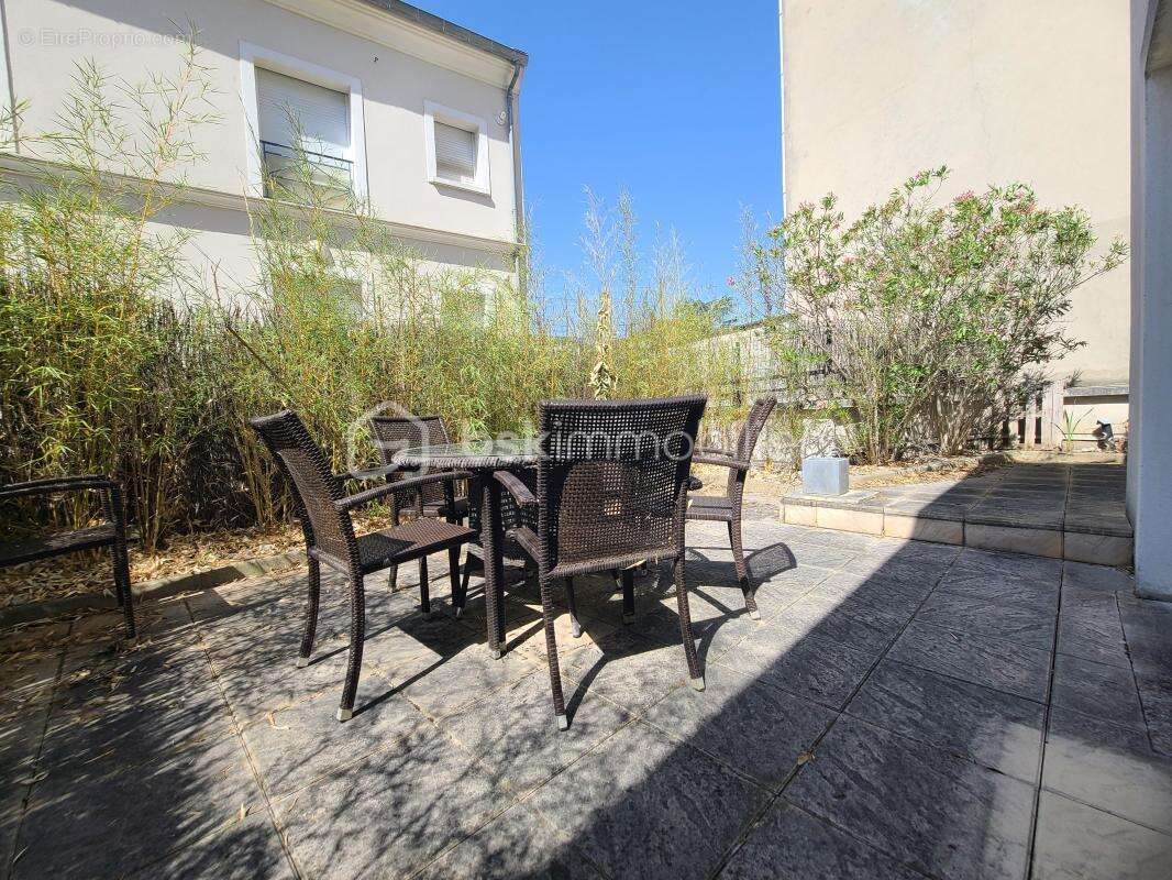 Appartement à EPINAY-SUR-ORGE