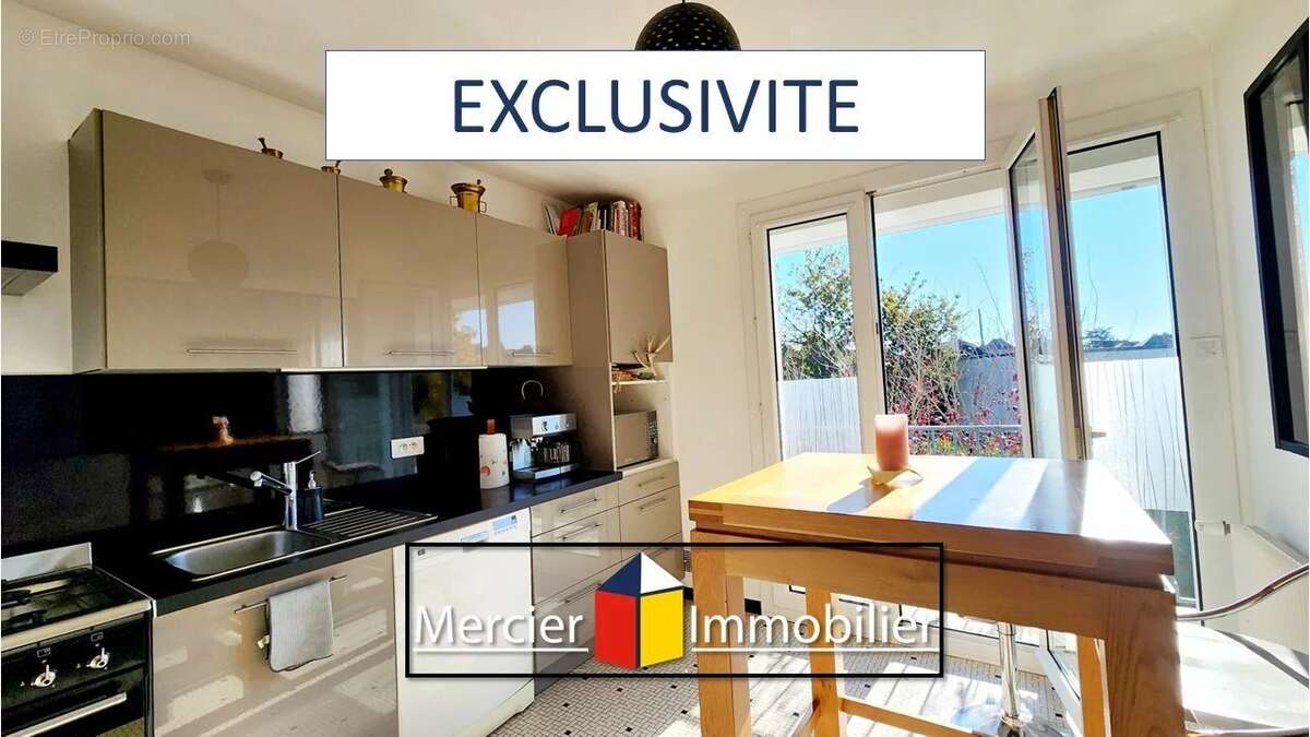 Centre Savenay Maison 5 chbres avec jardin . - photo 3