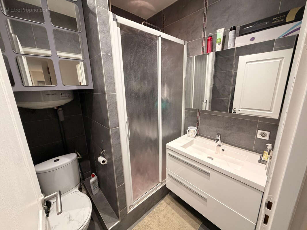 Appartement à MARSEILLE-8E