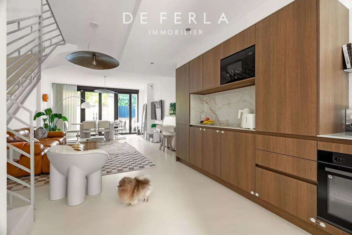 Maison à SAINT-MAUR-DES-FOSSES