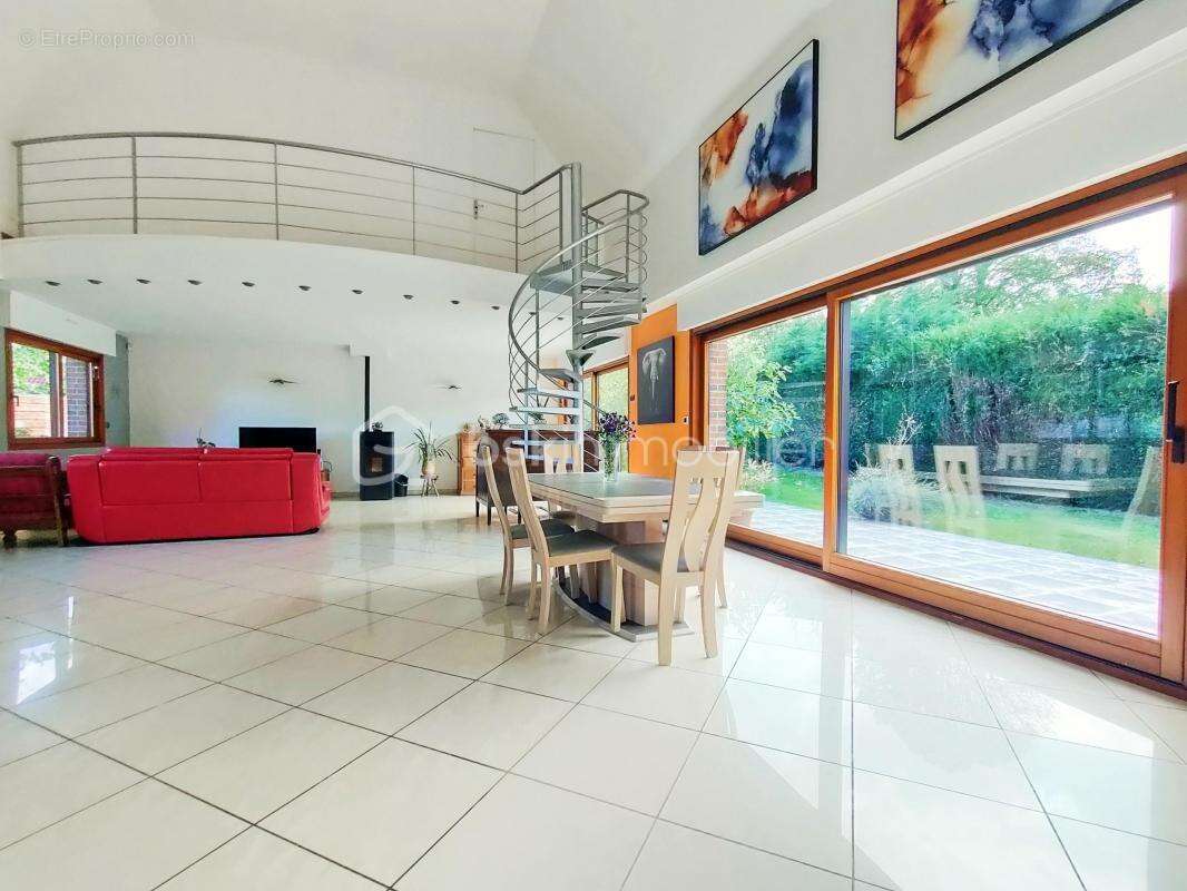 Maison à WATTIGNIES