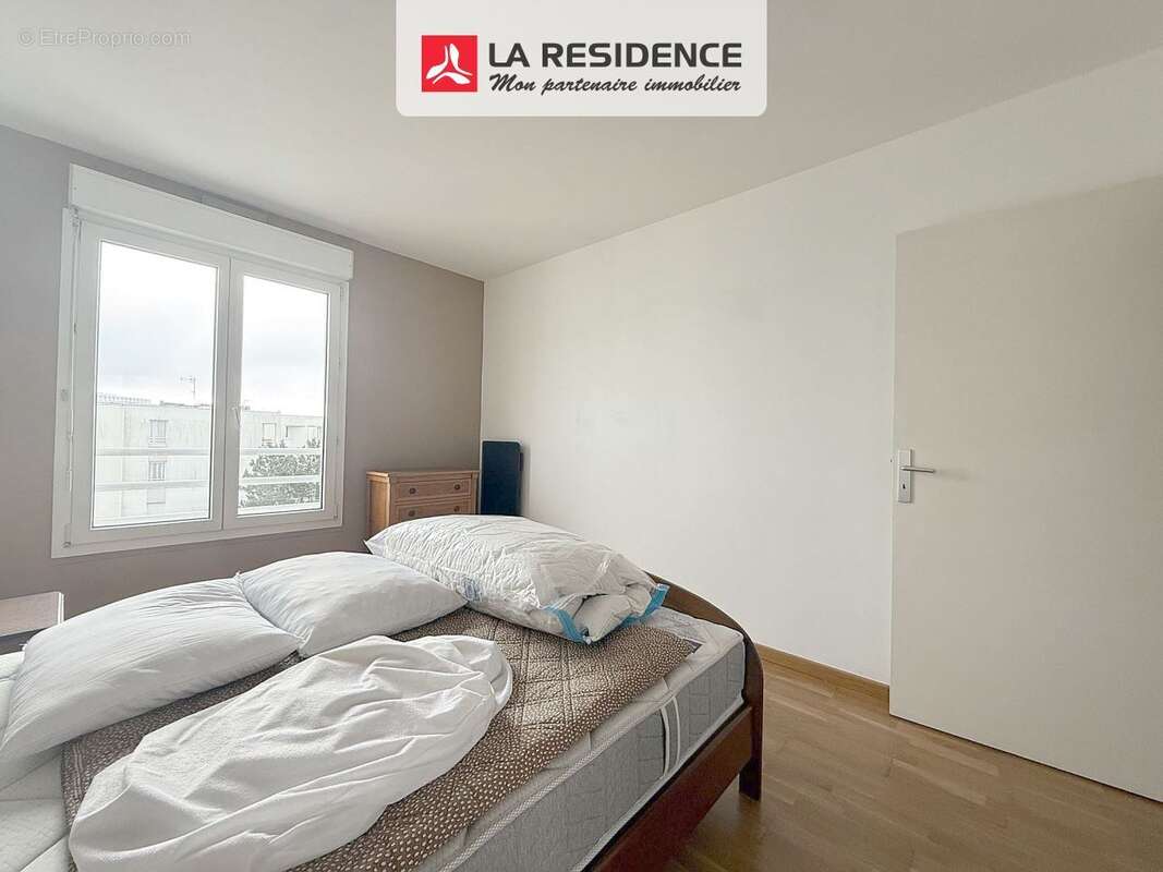 Appartement 70 m² à Velizy-Villacoublay  - photo 9