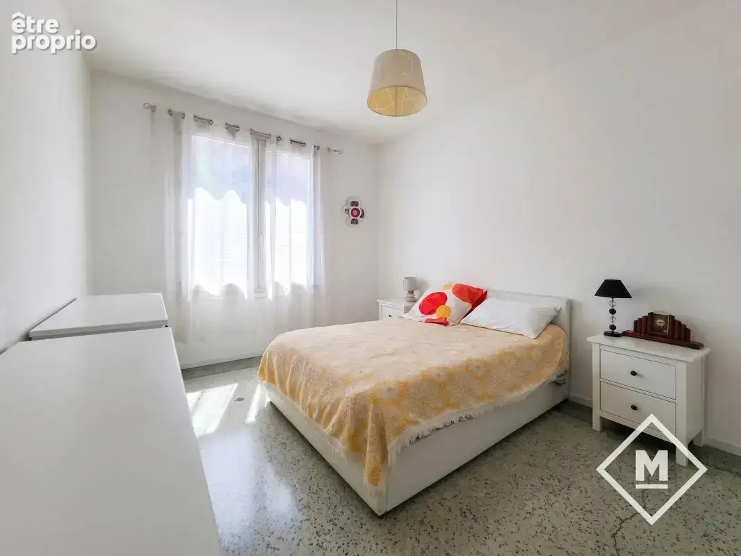 Exclusivité Vente bel appartement type 5 de 115 m2 lumineux en dernier étage avec terrasse et garage 13004 Marseille - photo 10