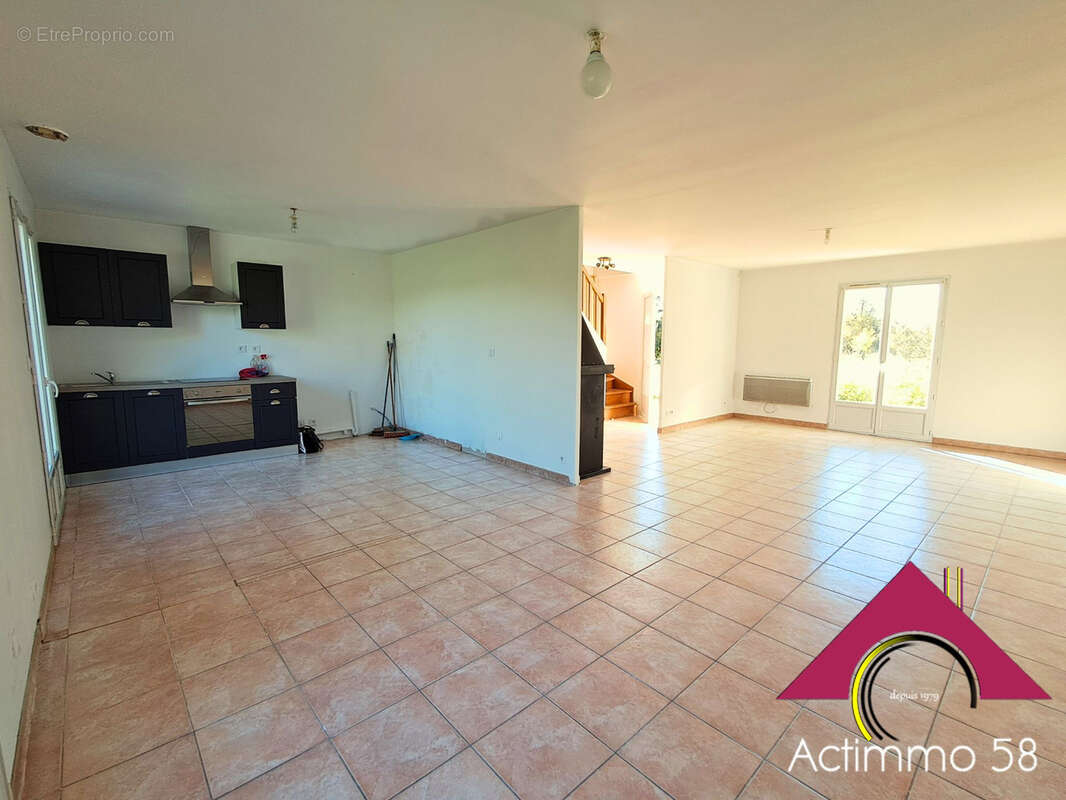 Maison à CHANTENAY-SAINT-IMBERT