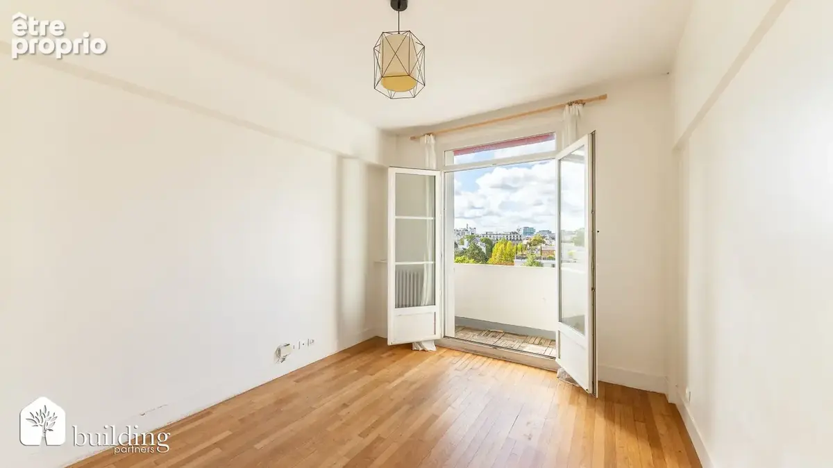 Appartement à NEUILLY-SUR-SEINE