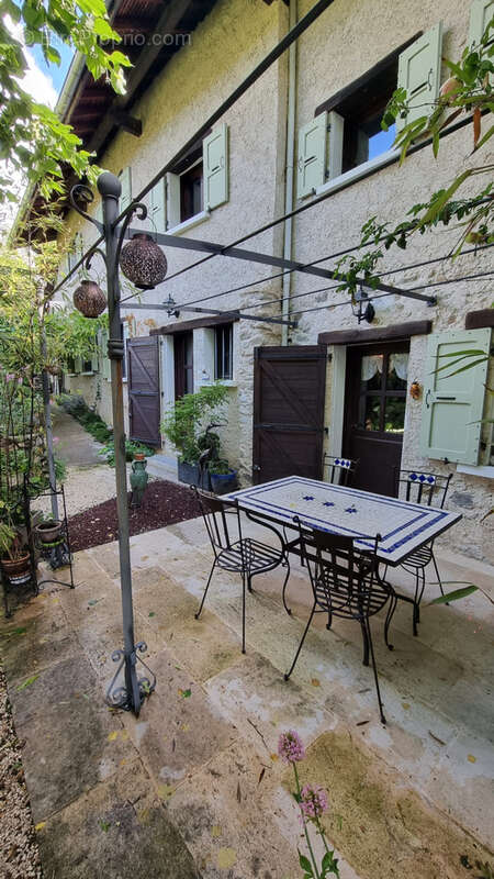 Maison à COISE-SAINT-JEAN-PIED-GAUTHIER