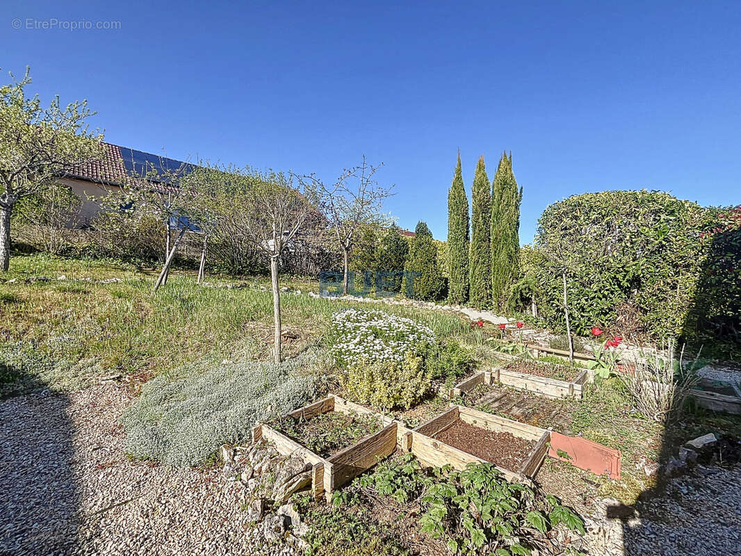 Maison à VELARS-SUR-OUCHE