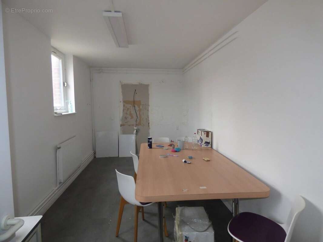 Commerce à COURCOURONNES