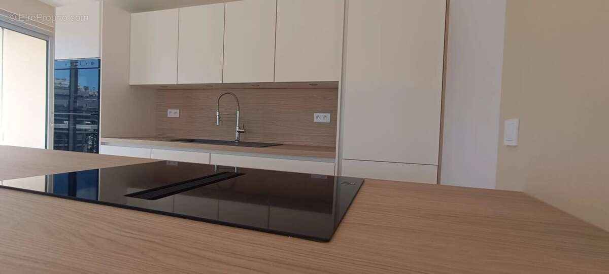Appartement à MANDELIEU-LA-NAPOULE