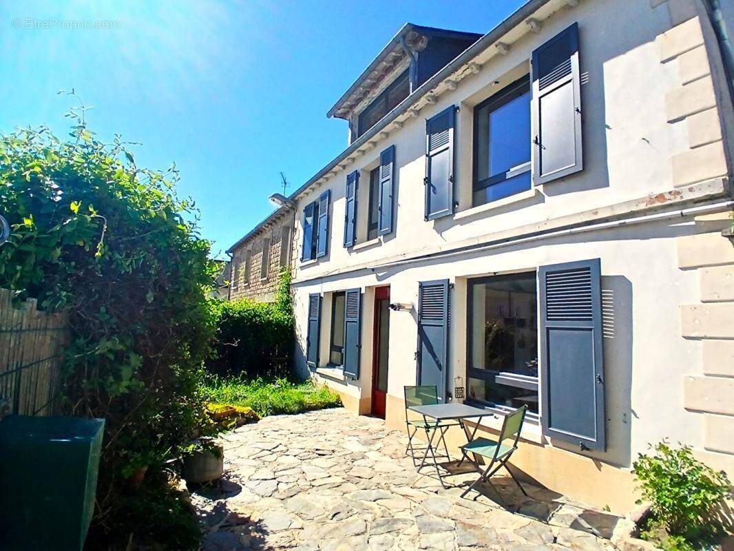 Maison à QUEDILLAC