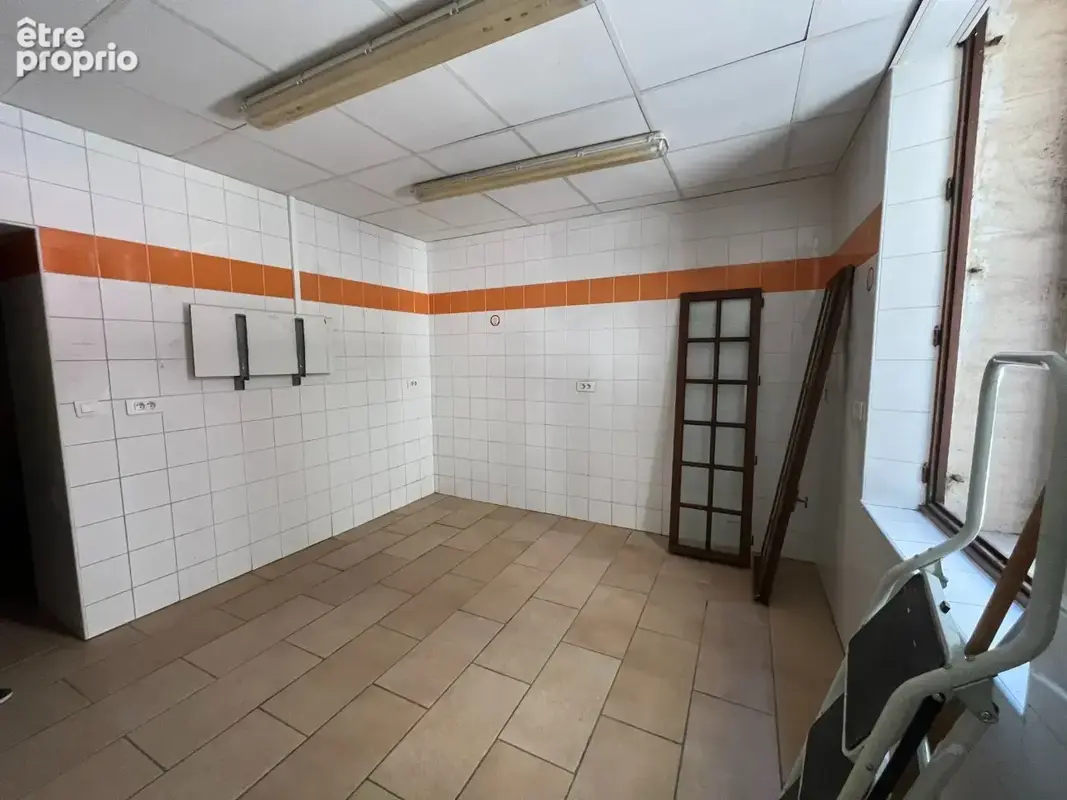 Appartement 8 pièces 323 m² à vendre à Apt (84400) - photo 7
