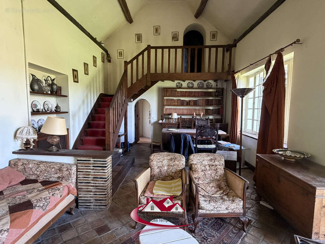 Maison à CONDE-SUR-VESGRE