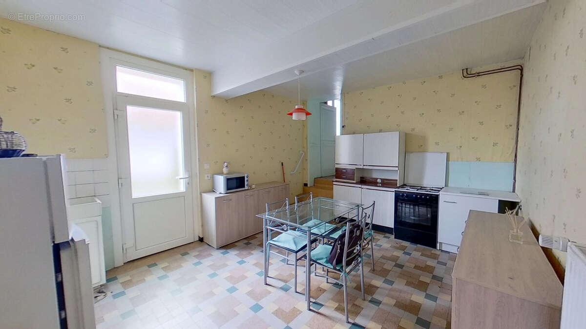 Maison à SIMENCOURT