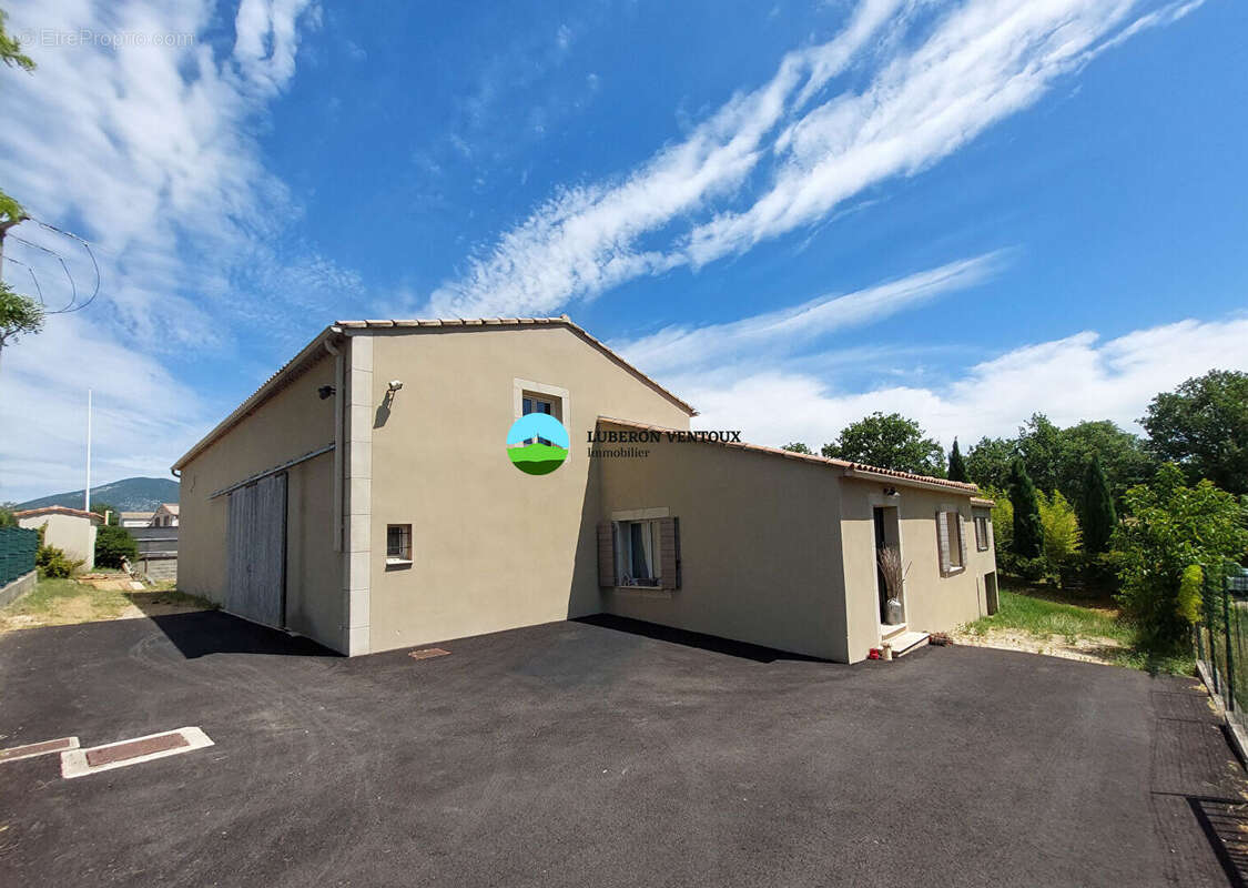 Maison à MALAUCENE