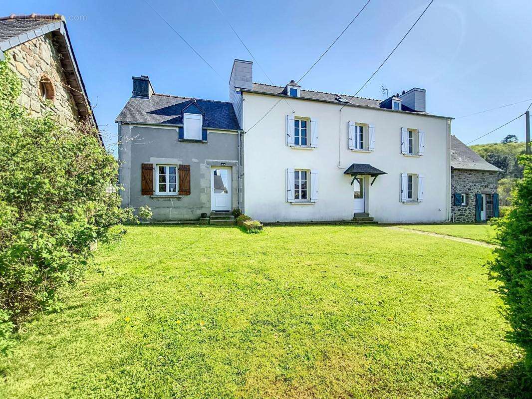 Maison à HOPITAL-CAMFROUT