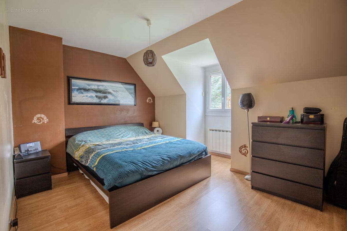 Maison à MONTALET-LE-BOIS