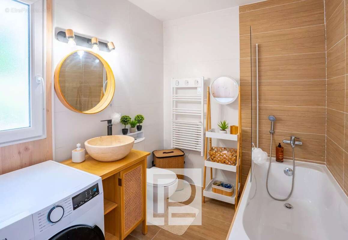 Maison à MANDELIEU-LA-NAPOULE