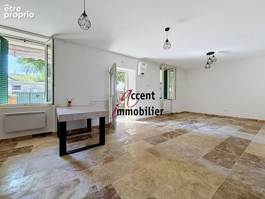 Maison divisée en 2 appartements - Cavaillon -135 m2 - photo 5