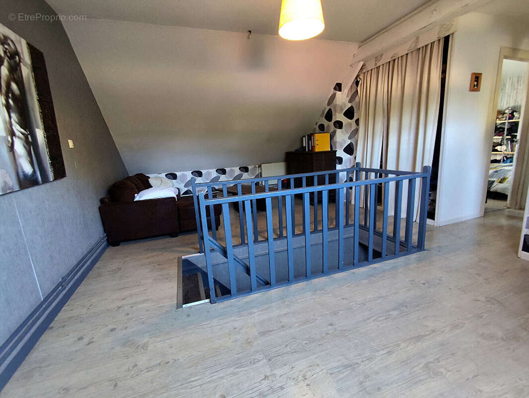 Maison à ACHEUX-EN-AMIENOIS